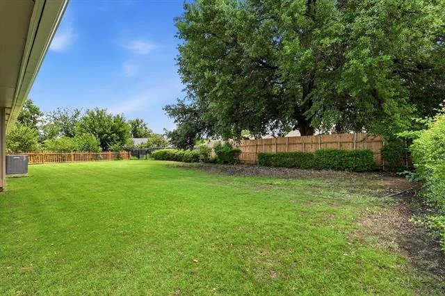 Photo of 2804 Elk Grove Road