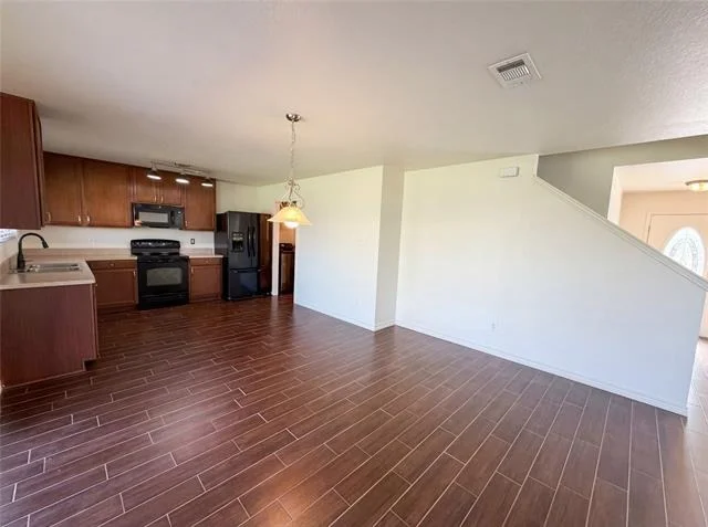 Photo of 2027 Pine Knot Drive