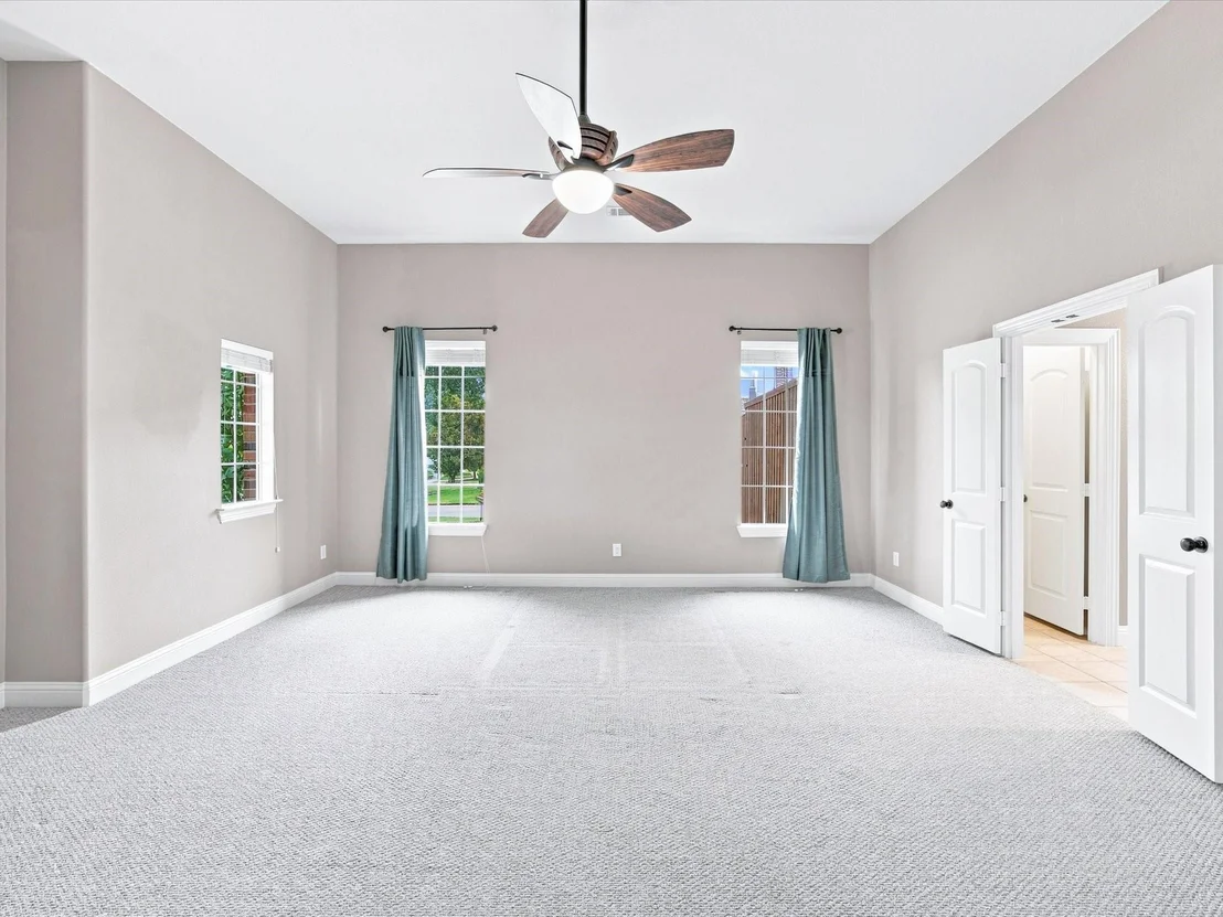 Photo of 412 Oriole Drive
