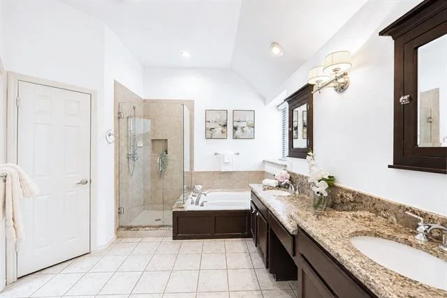 Photo of 306 Fairfax Drive