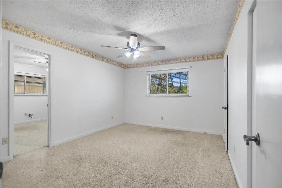 Photo of 207 Grass Knoll Drive