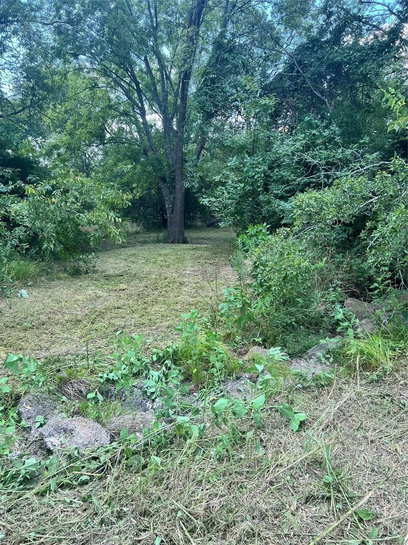 Photo of 8103 Harden Oaks