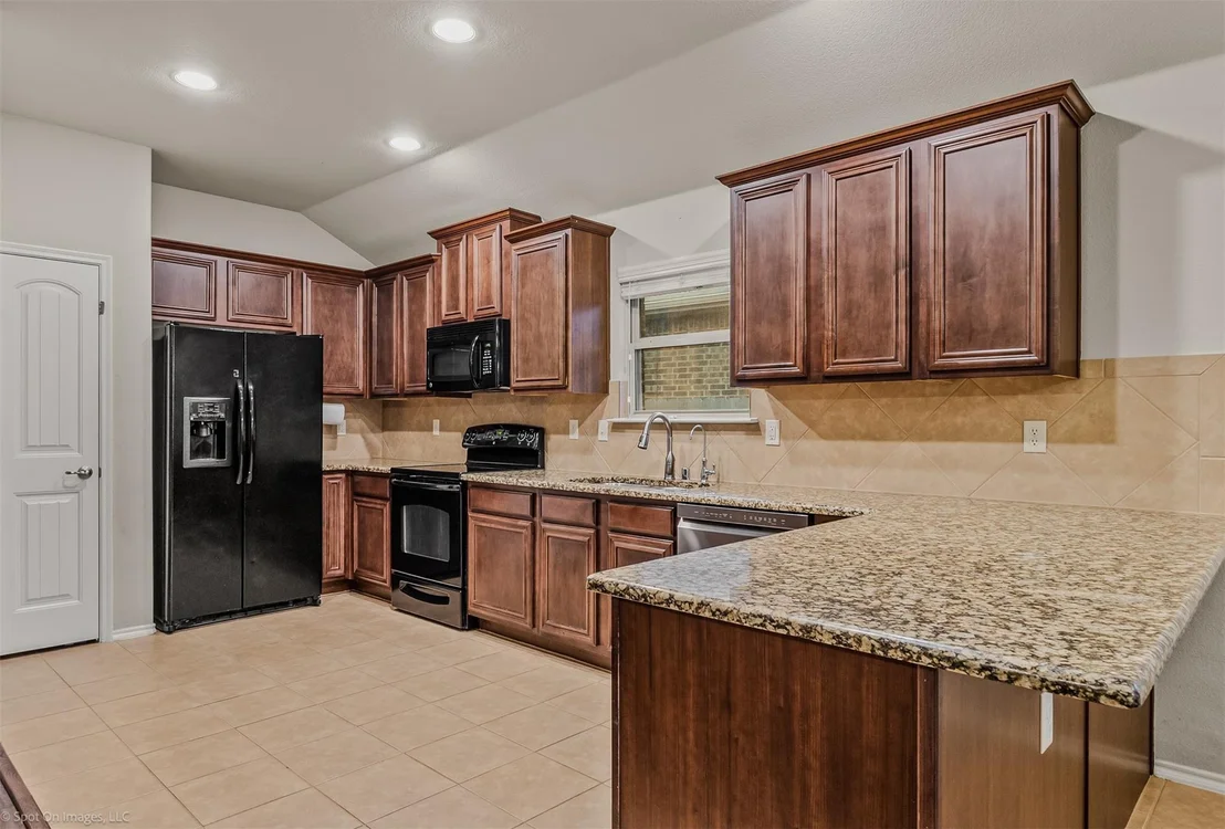 Photo of 2018 Sterling Gate Drive