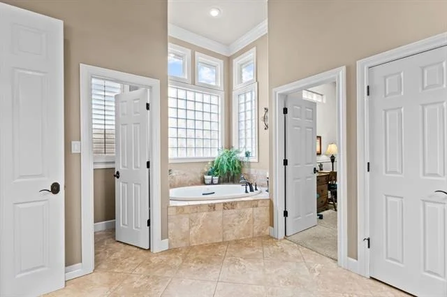Photo of 4334 La Hacienda Drive
