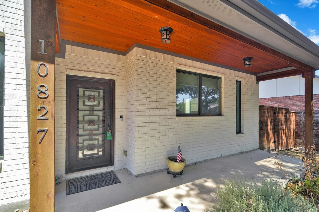 Photo of 10827 Wallbrook Drive
