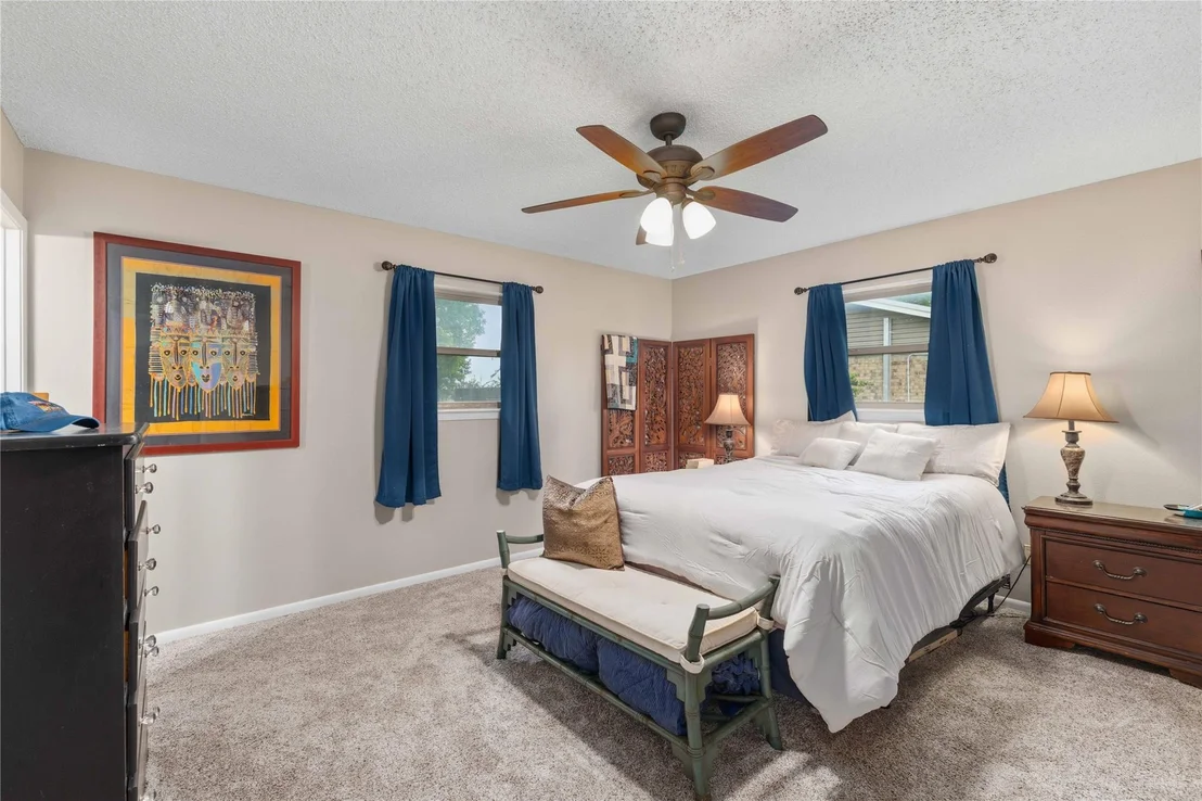 Photo of 205 longhorn dr