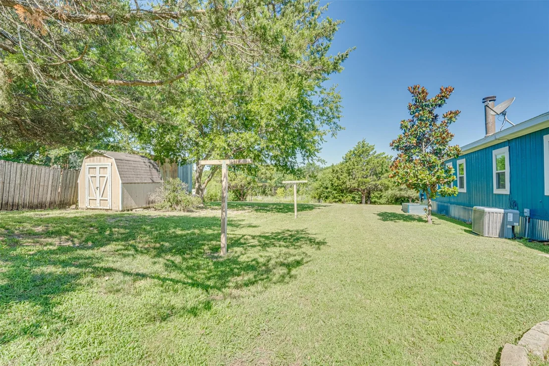 Photo of 2202 County Road 947