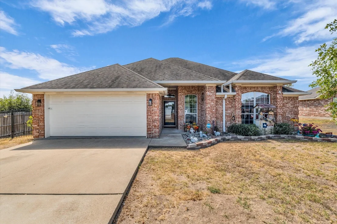 Photo of 104 Topaz Circle