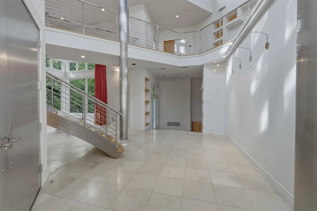 Photo of 2607 Hemingway Drive