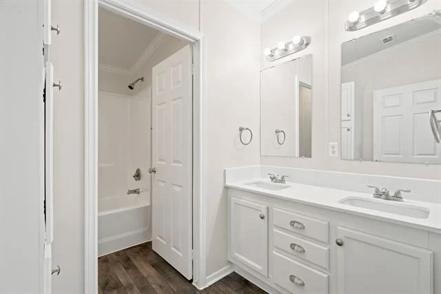 Photo of 1040 Earp Road