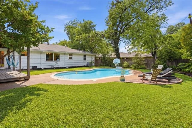 Photo of 4644 Selkirk Drive
