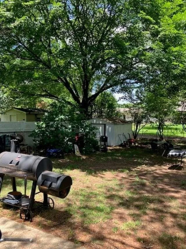 Photo of 2923 Eugene Street