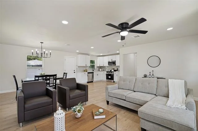 Photo of 1302 Marion Drive