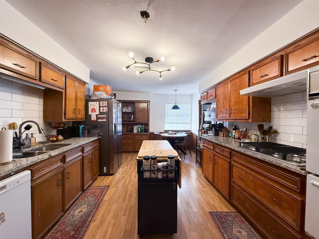 Photo of 417 W Mccart Street