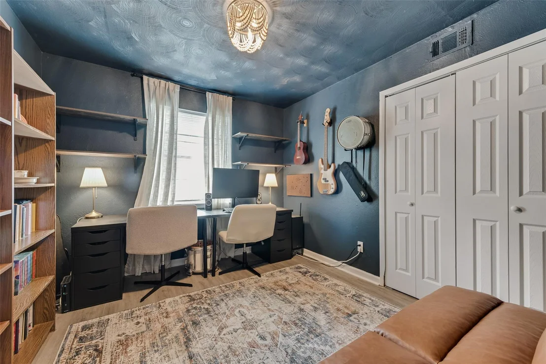 Photo of 3008 Albany Drive
