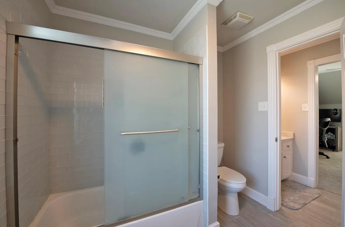 Photo of 405 Chippendale Drive