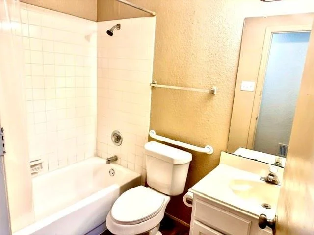 Photo of 304 Mack Drive