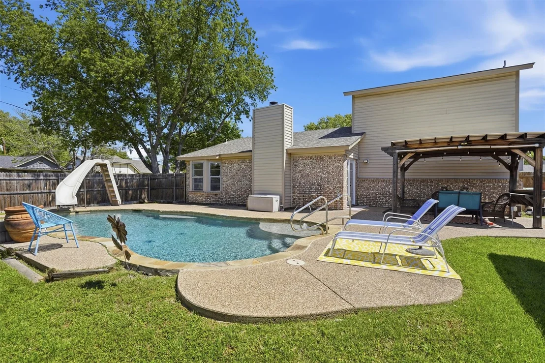 Photo of 6021 Dusty Road