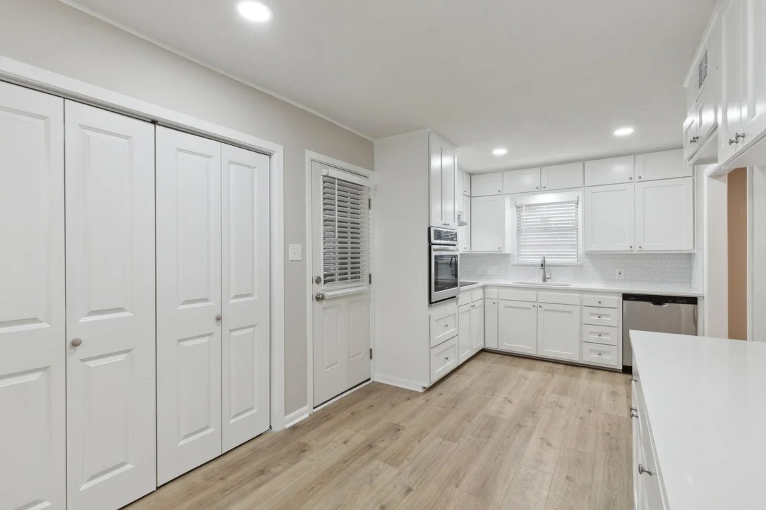 Photo of 1407 Robin Drive