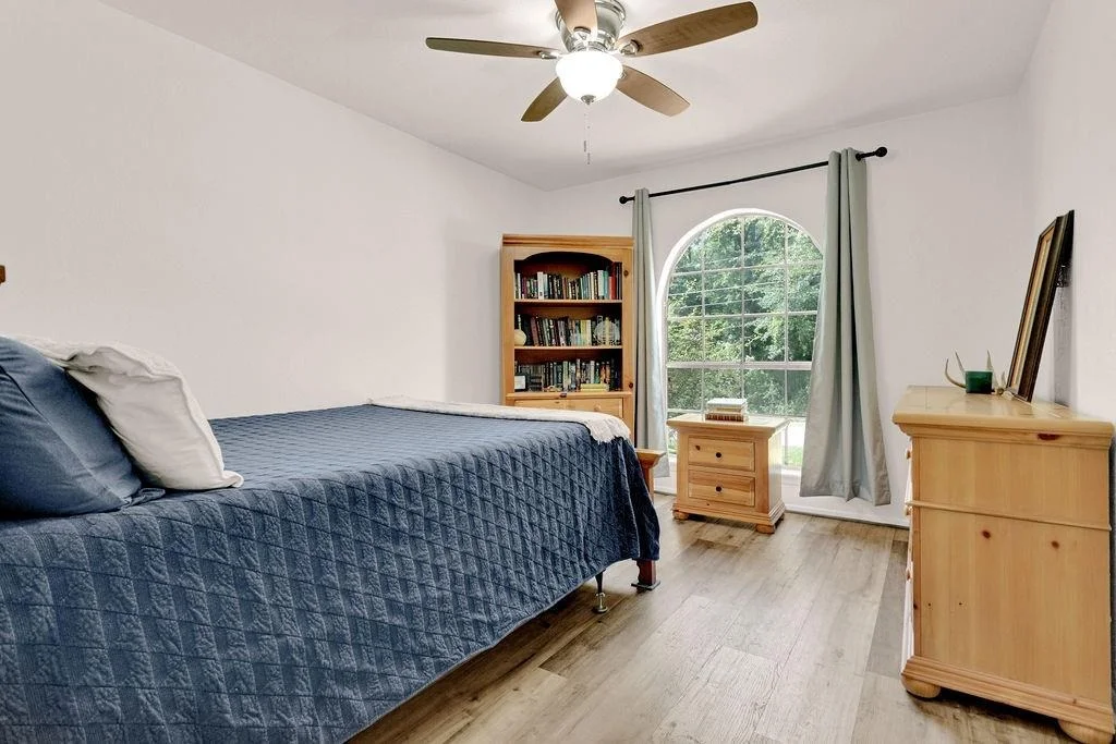 Photo of 855 Avenue A