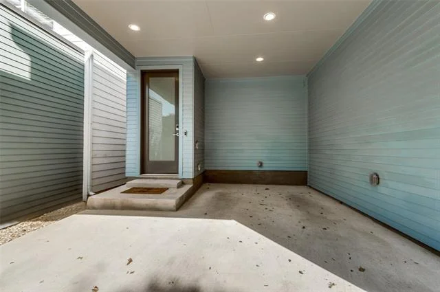 Photo of 1225 Crownview Lane