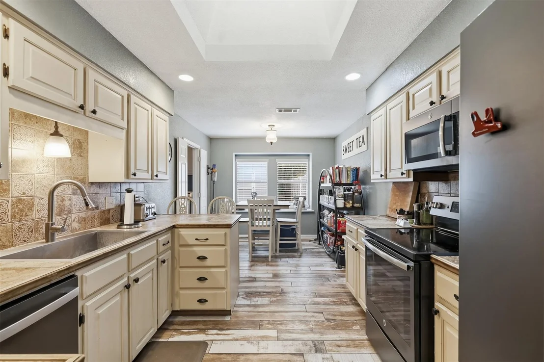 Photo of 112 Fairway Drive