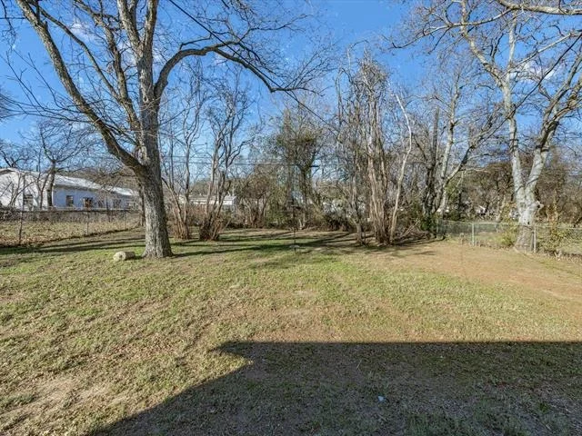 Photo of 1400 Bennett Drive