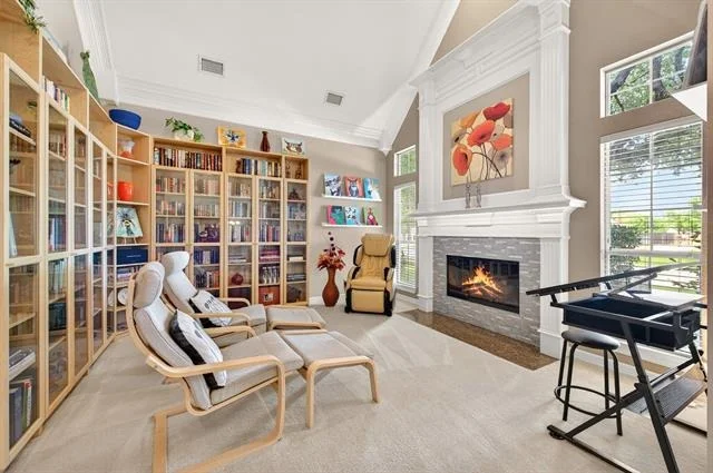 Photo of 405 Wellington Road