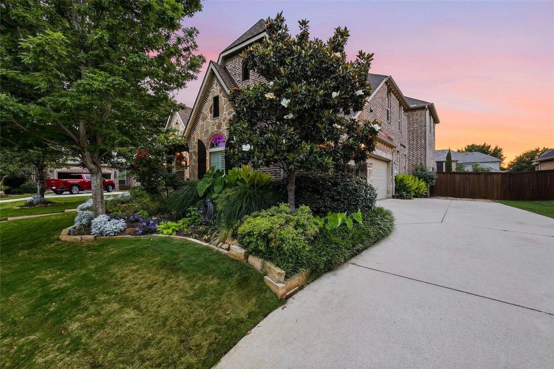 Photo of 9031 Cedar Ridge