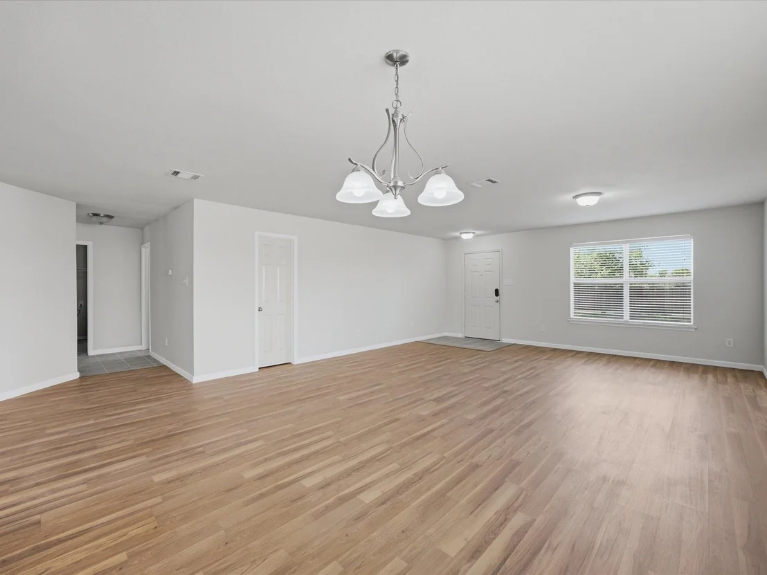 Photo of 2021 Laughlin Road