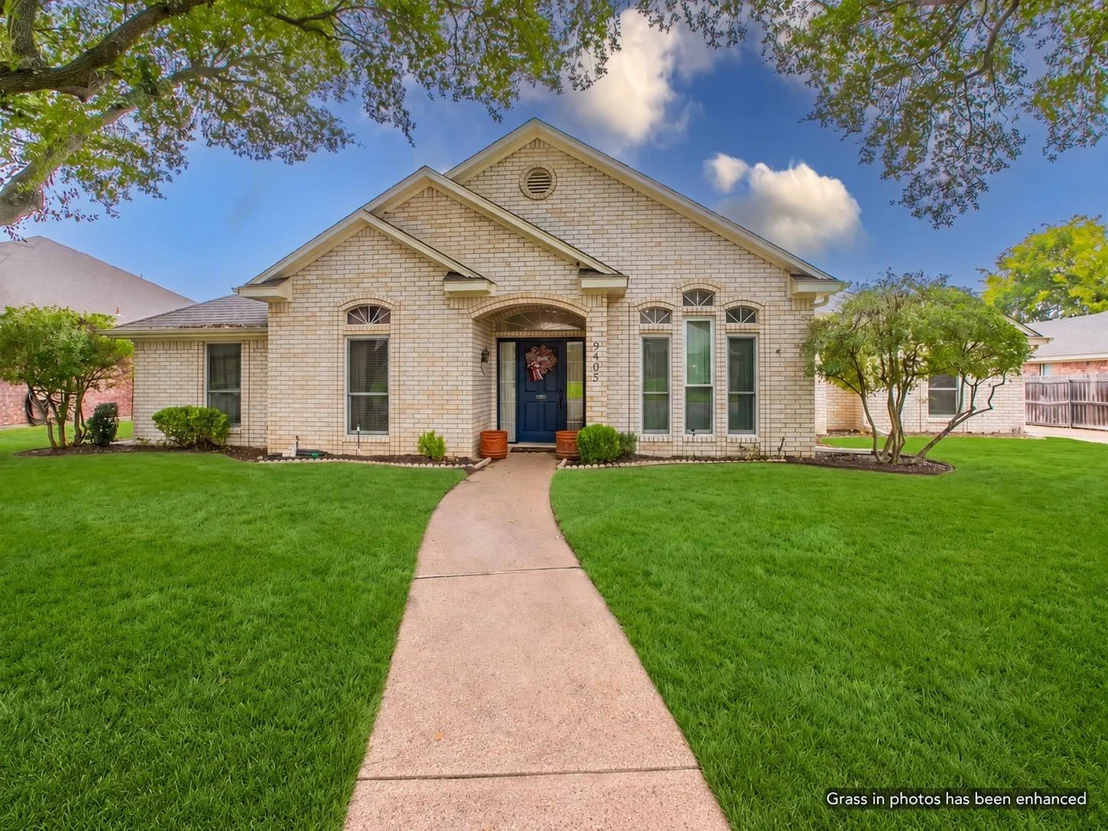 Photo of 9505 Lost Trails Drive