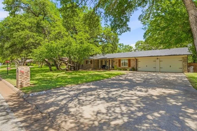 Photo of 1309 Cliff Drive
