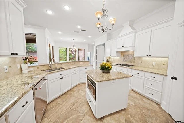 Photo of 614 Tryon Court