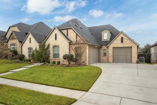 Photo of 329 Nora Lane