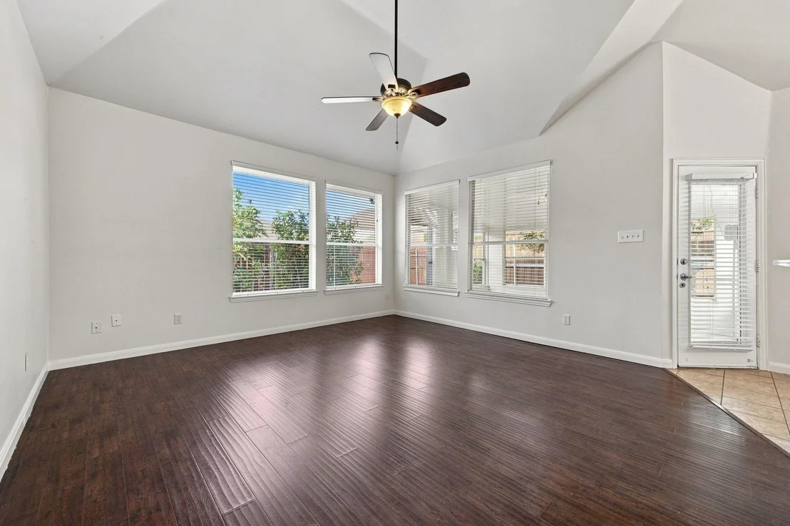 Photo of 3117 Irvine Drive