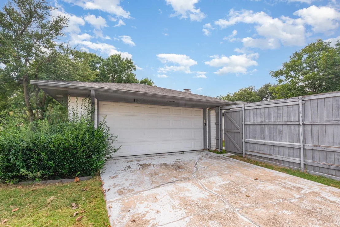 Photo of 3101 Bonniebrook Drive
