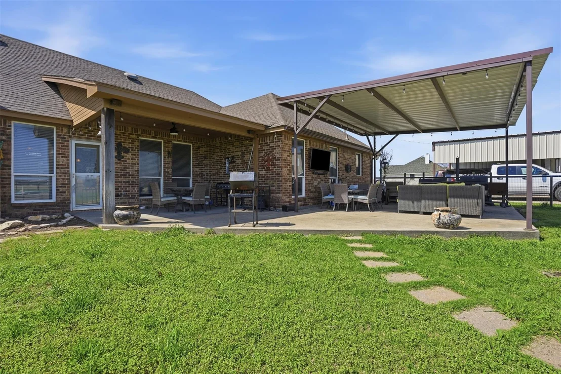 Photo of 7229 County Road 1205