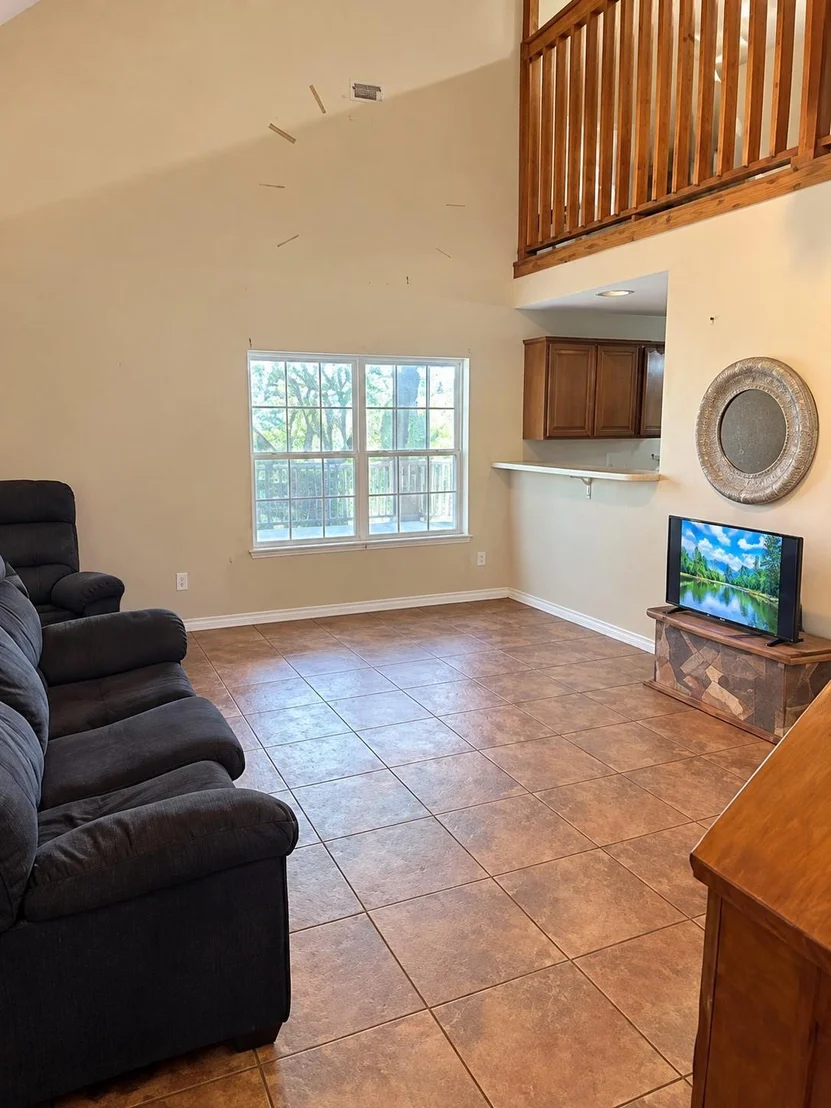 Photo of 1017 W 3rd Street