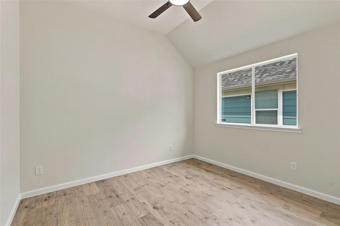 Photo of 1401 Live Oak Lane
