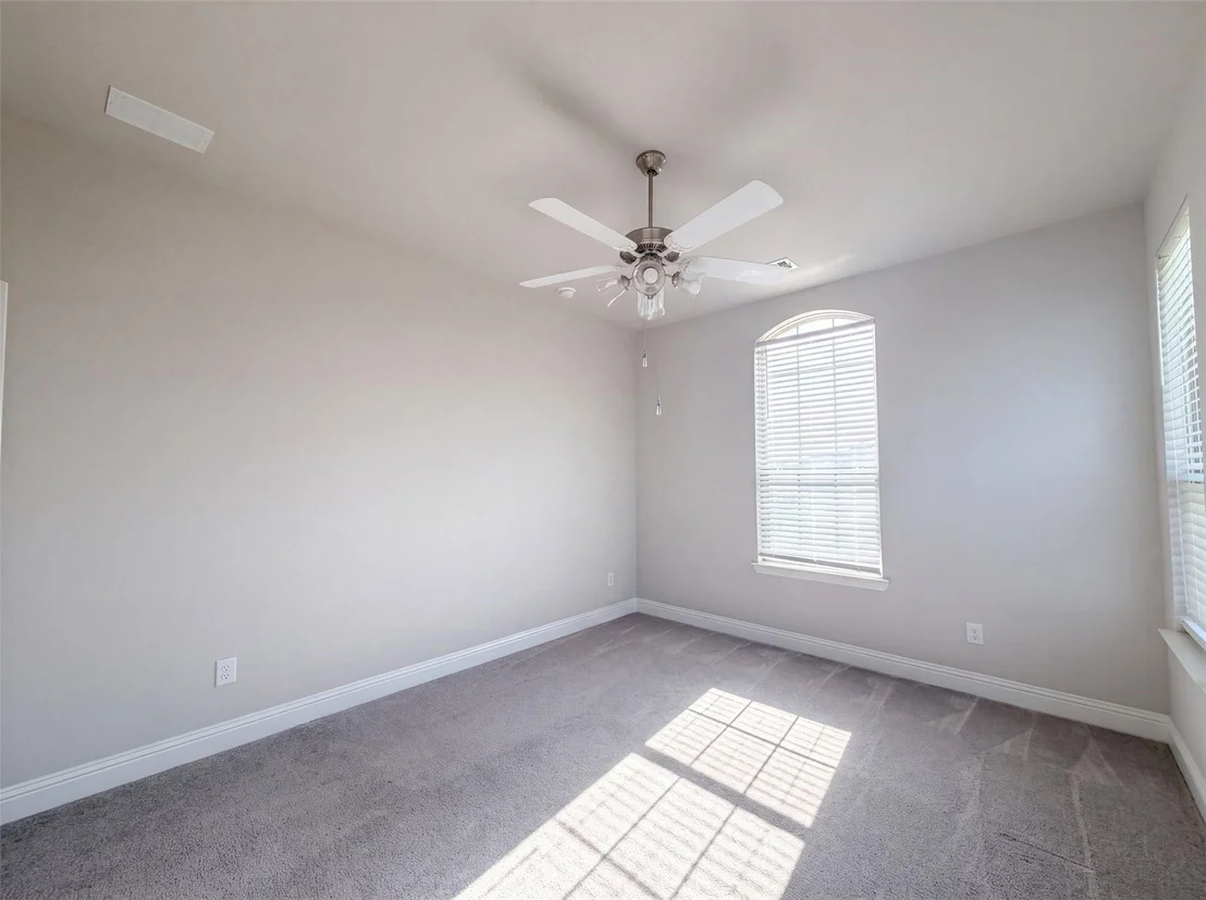 Photo of 1208 Redbud Street
