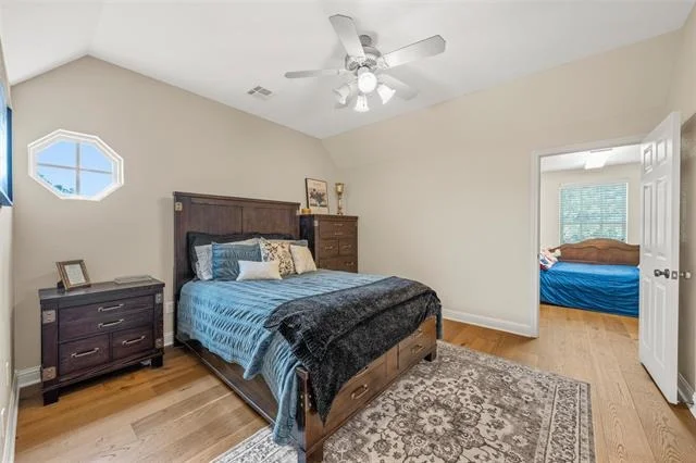 Photo of 290 Bolton Circle