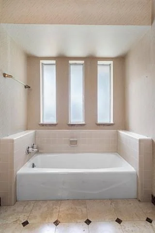 Photo of 2214 Valley Mill