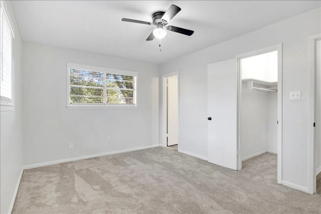 Photo of 303 Jane Lane