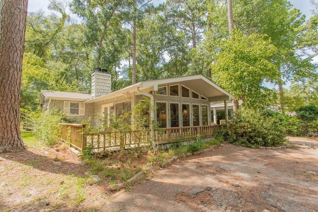 Photo of 1332 Hideaway Lane West