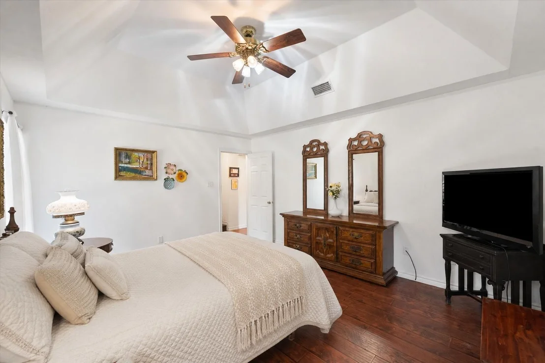 Photo of 280 Shadow Oaks Drive