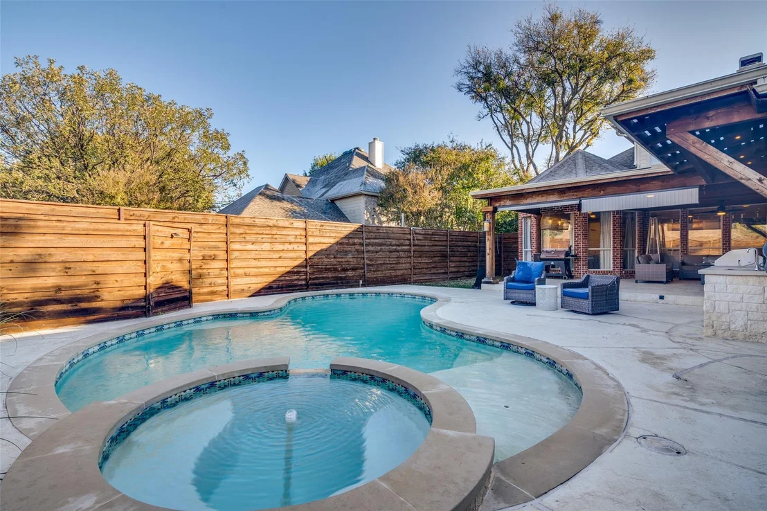 Photo of 8005 Rosemont Drive