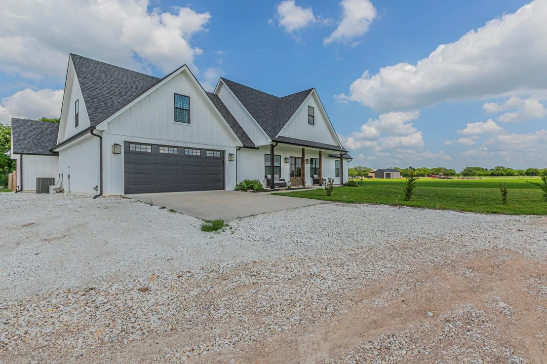 Photo of 289 E Bell Road