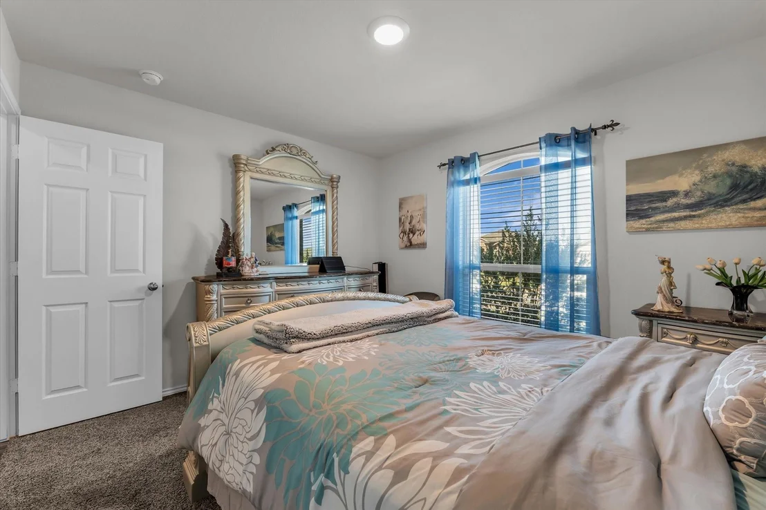 Photo of 2912 Brosnan Road