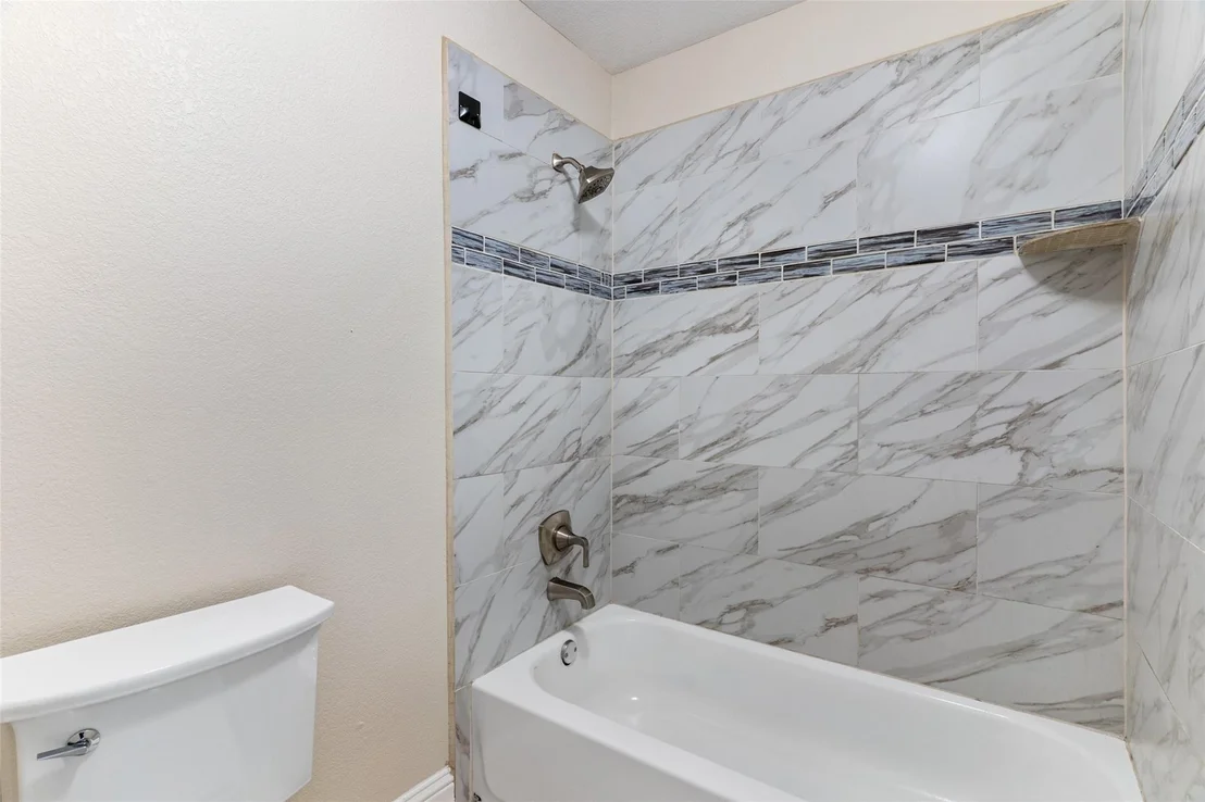 Photo of 5912 Crestberry Lane