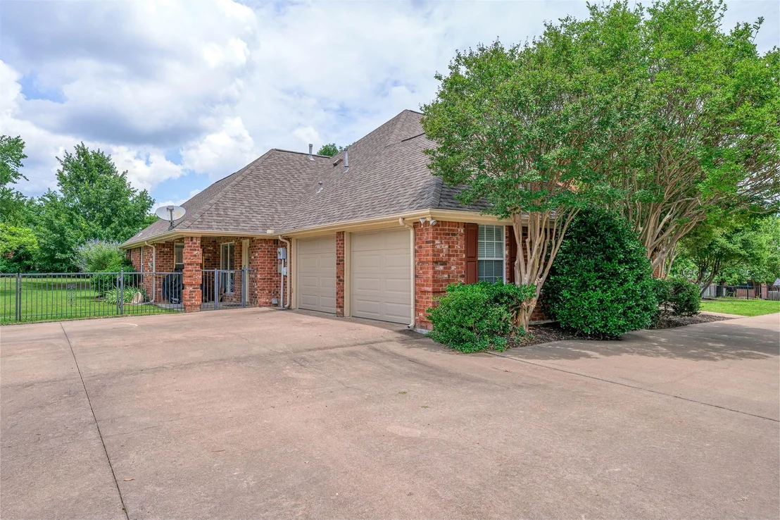 Photo of 294 Preakness Place Road